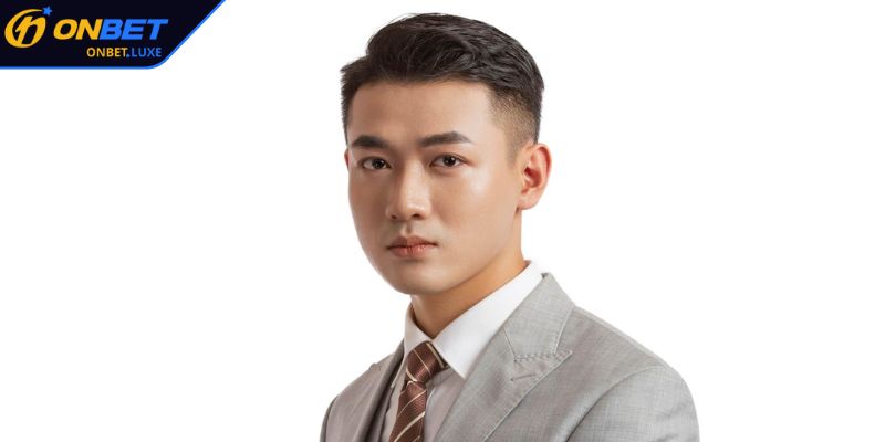 Tác giả Phạm Thành Hưng đứng sau thành công của ONBET